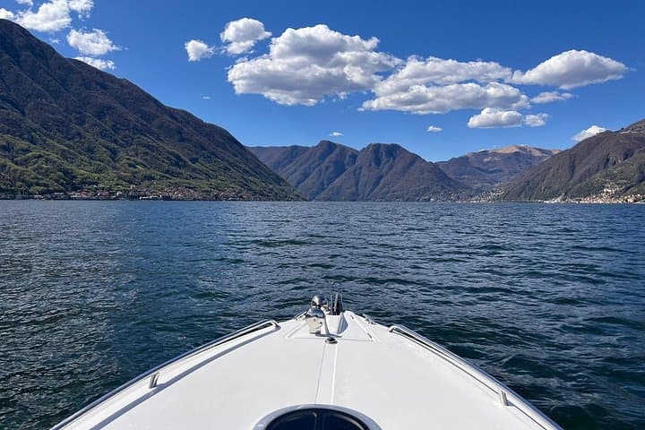 Private 1-Hour Lake Como Boat Tour — Dolce Vita Cruise from Como