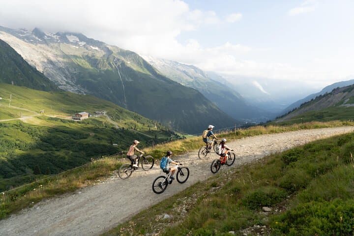 Electric mountain biking in Chamonix Mont-Blanc: eMTB rentals and alpine routes photo 5