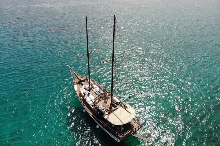 Aegean Sunset Cruise on the Athens Riviera: Food & Wine Pairings photo 3