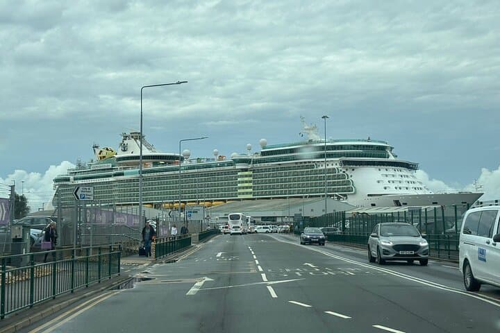 London to Southampton Cruise Port Transfer — Private & Shuttle Options Explained photo 2