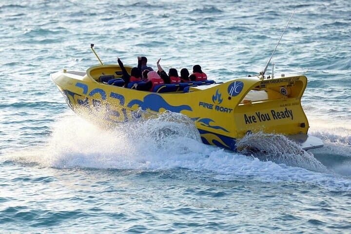 Red Sea Speedboat Ride: Jeddah High-Speed Coastal Tour photo 3