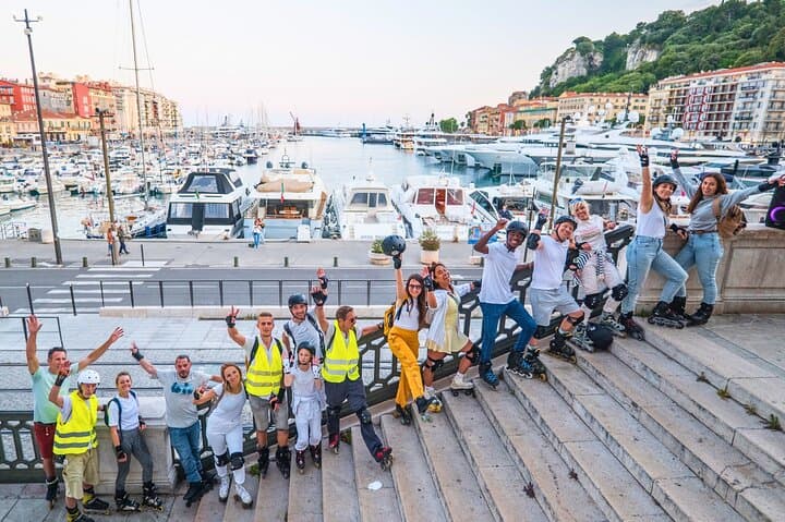 Sunset Rollerblading on Nice's Promenade des Anglais with Local Meal & Live Music photo 3