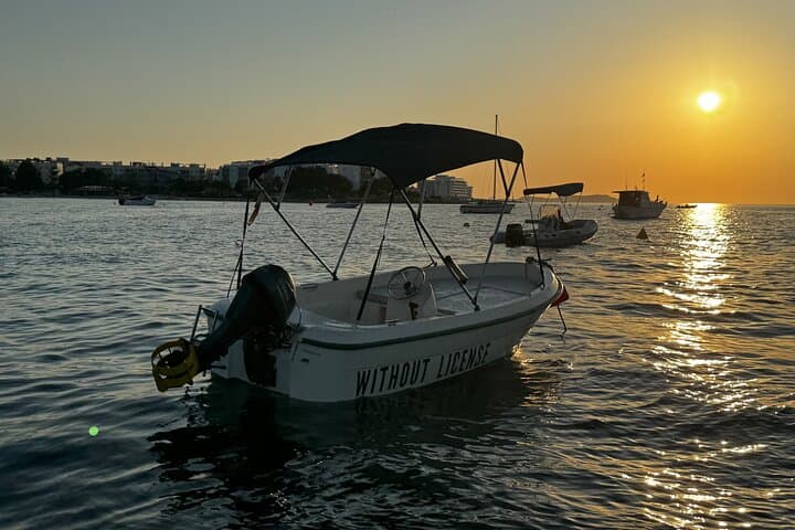 San Antonio Bay Self-Drive Boat Rental: No‑License Island Hopping in Ibiza photo 3