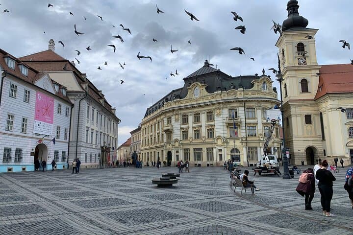 Bucharest to Peles Castle, Brașov & Sibiu: 2-Day Cultural Road Trip through the Southern Carpathians