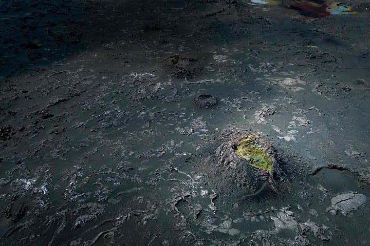 Reykjanes Peninsula: Craters, Lava Tunnels & Hot Springs Day Tour