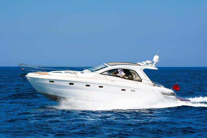 Goa Adventure Party Boat: Banana Ride, Jet Ski & Speed Boat Day Trip photo 4