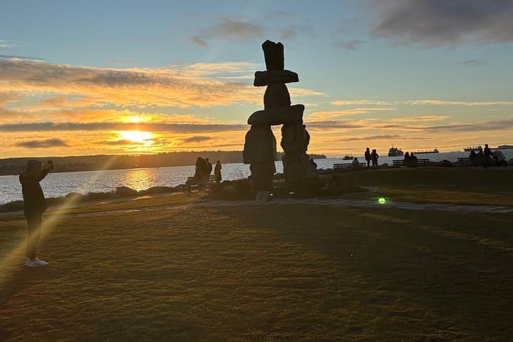 Two-Hour Private Vancouver City Tour: Stanley Park, Gastown & Coastal Views photo 1