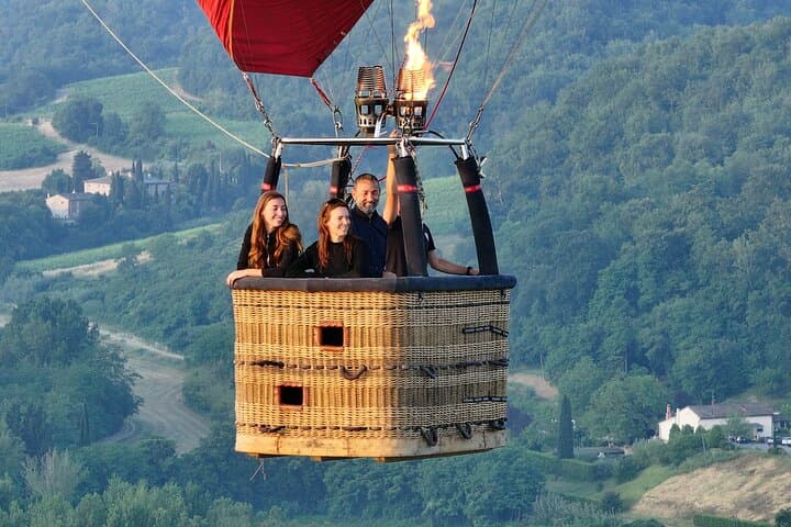 Tuscany Hot Air Balloon Flight: Sunrise over San Casciano photo 5