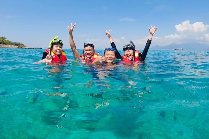 Mun Island Snorkel & BBQ: Hòn Mun Coral Reef Tour from Nha Trang photo 4