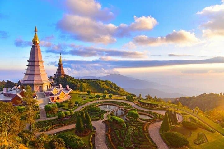 12-Day North Thailand Motorcycle Tour: Conquer the Mountains of Mist photo 1