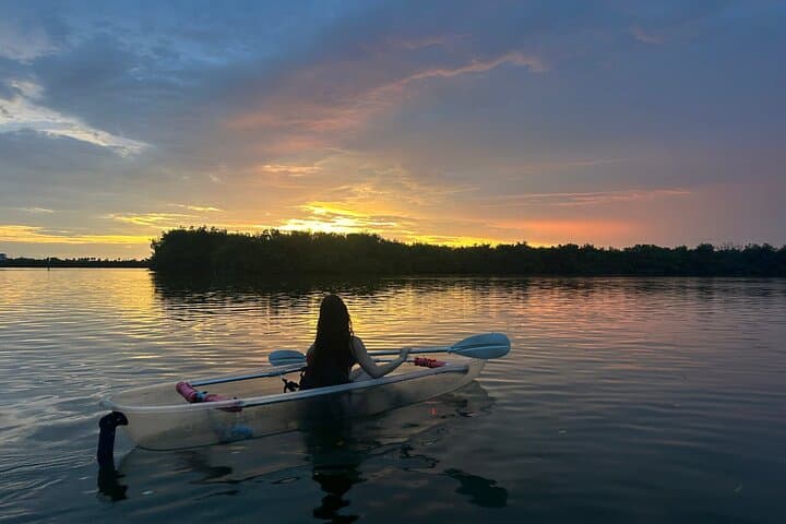 Sunset Clear Kayak and Paddleboard on Lake Ivanhoe — Orlando Evening Paddle photo 4