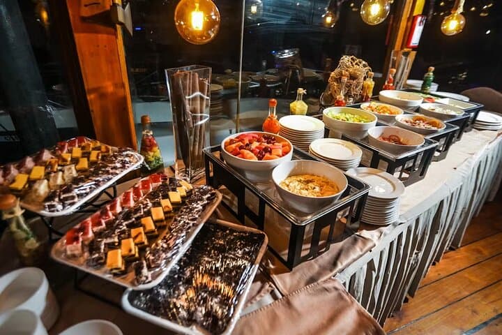 Evening Dhow Dinner Cruise Dubai Marina: Buffet, Live Entertainment & Skyline Views photo 2