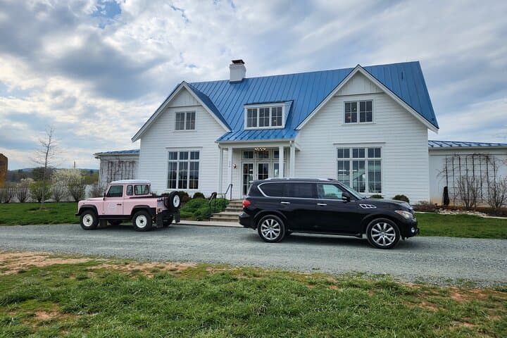 Charlottesville Private Wine Tour: Keswick Wineries & Monticello AVA Tastings photo 6