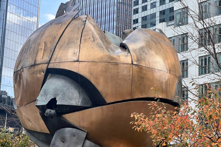 Lower Manhattan Walking Tour: Wall Street, Charging Bull & 9/11 Memorial photo 4