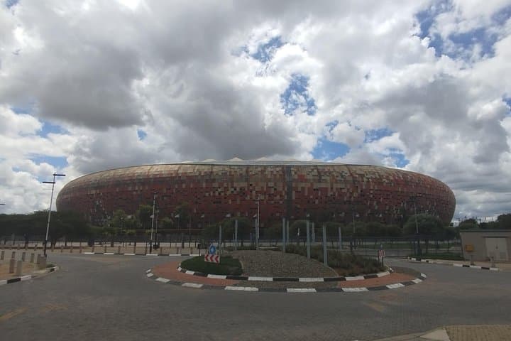 Full-Day Soweto, Liliesleaf & Constitutional Hill History Tour — Johannesburg photo 3