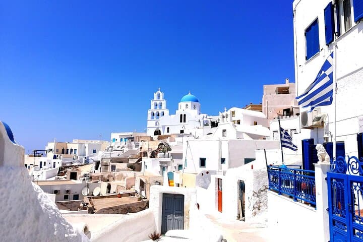 Santorini Sunset Tour: Best Caldera Viewpoints from Oia to Akrotiri Lighthouse photo 3