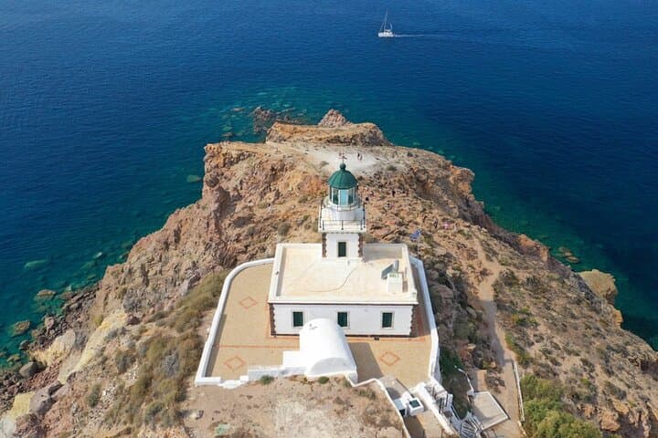 Santorini Sunset Tour: Best Caldera Viewpoints from Oia to Akrotiri Lighthouse photo 2