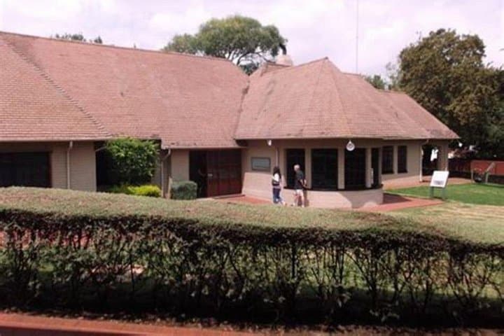 Full-Day Soweto, Liliesleaf & Constitutional Hill History Tour — Johannesburg photo 4
