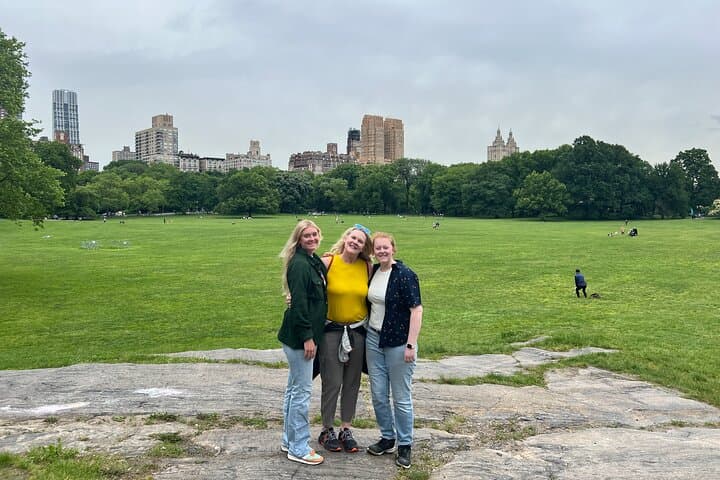 Central Park Guided Walking Tour: Iconic Sights, History & Practical Tips photo 4