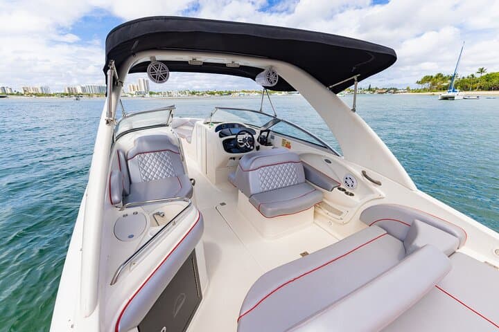 West Palm Beach Private Boat Cruise to Peanut Island — Captain-Led Sightseeing & Sandbar Time photo 6