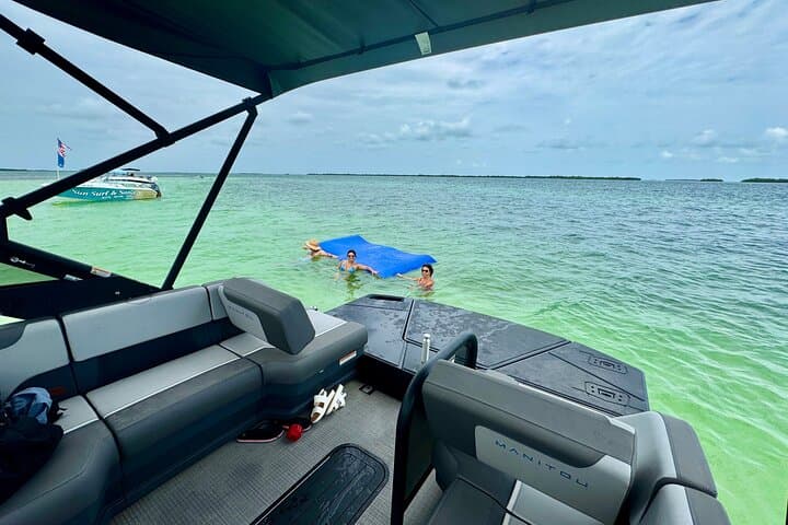 Key West 6-Hour Private Boat Charter: Sandbars, Snorkel & Dolphin Watch photo 3
