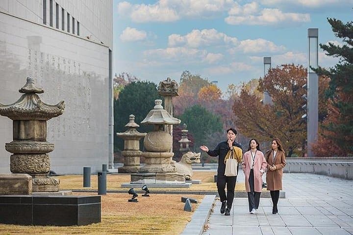 Seoul National Museum Walking Tour — Explore Korea’s Metalwork, Ceramics & Buddhist Art photo 4