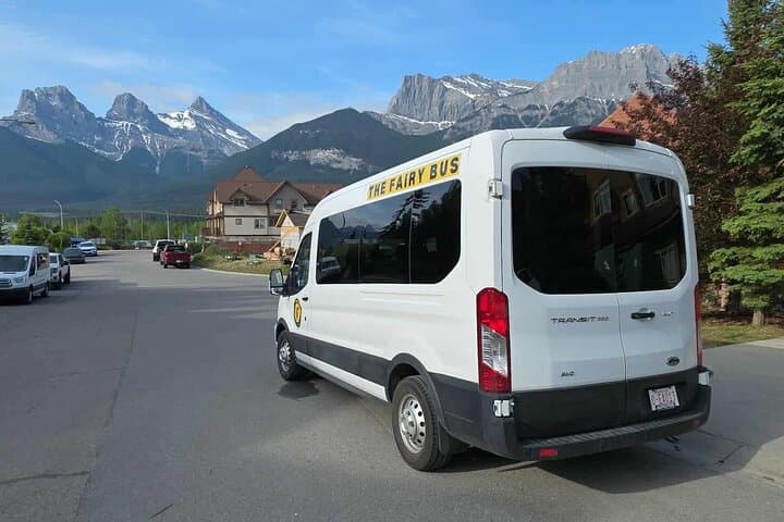 Banff and Yoho Lakes Day Tour: Moraine Lake, Lake Louise & Takakkaw Falls photo 6