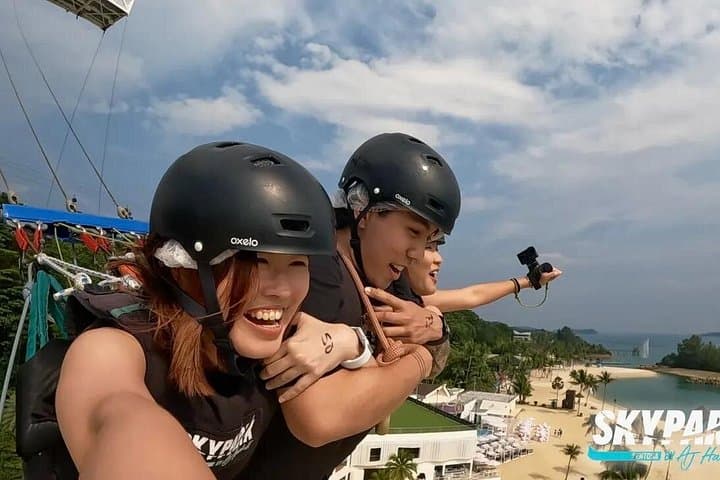 Giant Swing at Skypark Sentosa: 40m Adrenaline Swing Over Siloso Beach photo 4