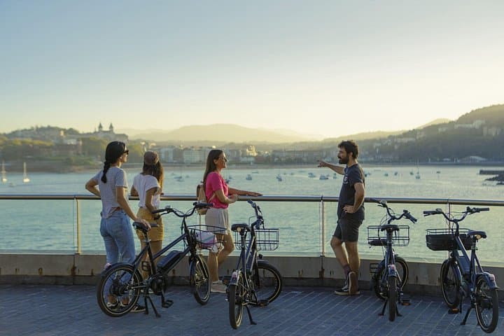 San Sebastián Ebike & Pintxos Tour — La Concha Ride and Old Town Bar Hopping photo 4