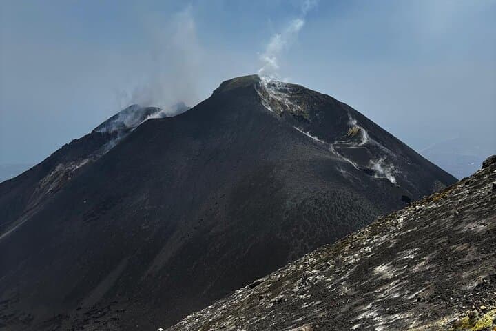 Etna Central Crater 3,345 m: Cable Car and 4x4 Day Trip from Catania