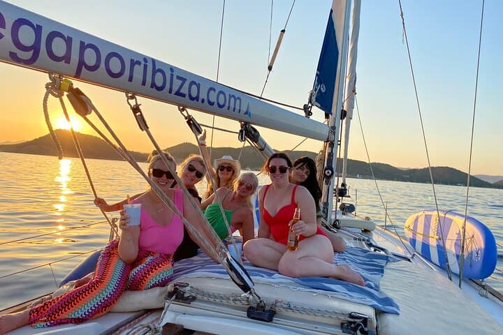 Private Sailing to Formentera’s Espalmador & Illetes — Day Charter from Ibiza photo 4