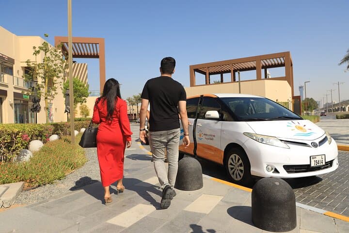 Private Chauffeured Car in Dubai & Abu Dhabi — Half- or Full-Day Custom Tour