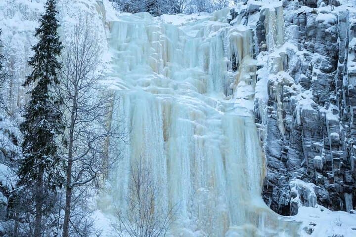 Korouoma Frozen Waterfalls Hike — Kemijärvi Day Tour to Lapland Icefalls
