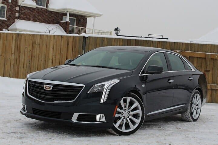 Private Luxury Transfer: Milwaukee Airport (MKE) to Downtown in a Cadillac photo 1