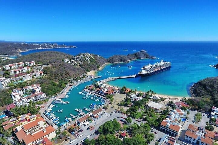 Huatulco Bahías Experience: Snorkel La India Beach & Maguey Bay Day Tour photo 3