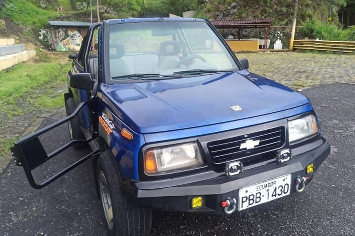 Drive Into Baños: 4x4 Rentals for El Pailón and Backroad Exploration photo 3