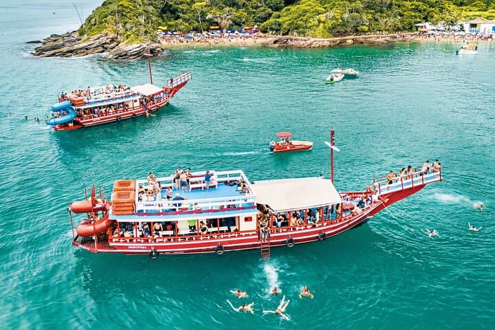 Búzios Boat Tour — See 12 Beaches and Rua das Pedras in One Day