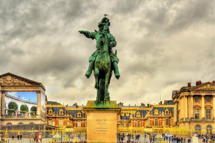 Versailles from Paris: Private Car Transfer and Palace Entry Experience photo 2
