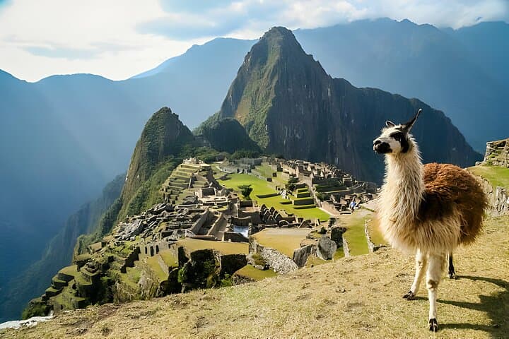 3-Day Cusco: Machu Picchu, Rainbow Mountain & Humantay Lake Adventure photo 2