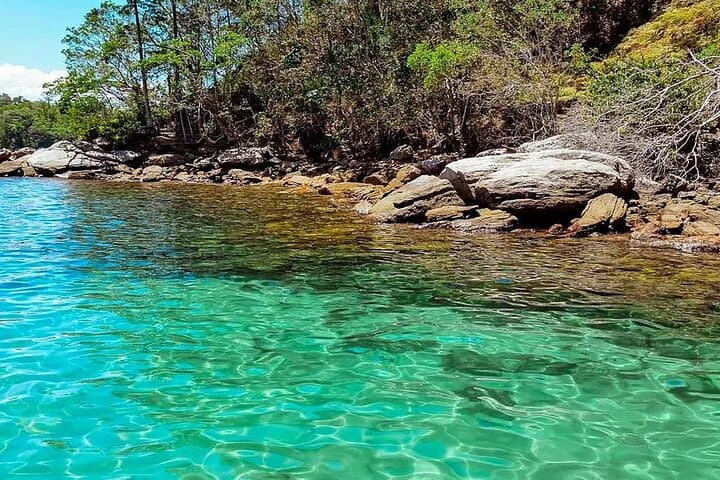 Private Speedboat to Angra’s Blue Lagoon, Cataguás & Flechas Beach photo 4