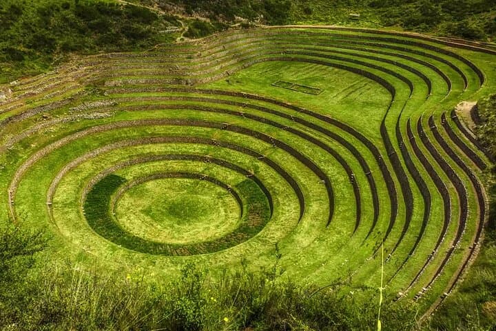 Sacred Valley & Machu Picchu: 2-Day Tour from Cusco to Maras and Moray