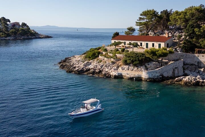 Hvar Private Boat Tour to Blue & Green Caves, Stiniva & Pakleni Islands photo 5