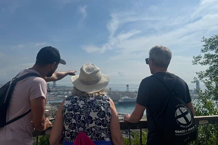 Montjuïc By Sunset: Guided Walk, Olympic Echoes & Catalan Wine photo 6