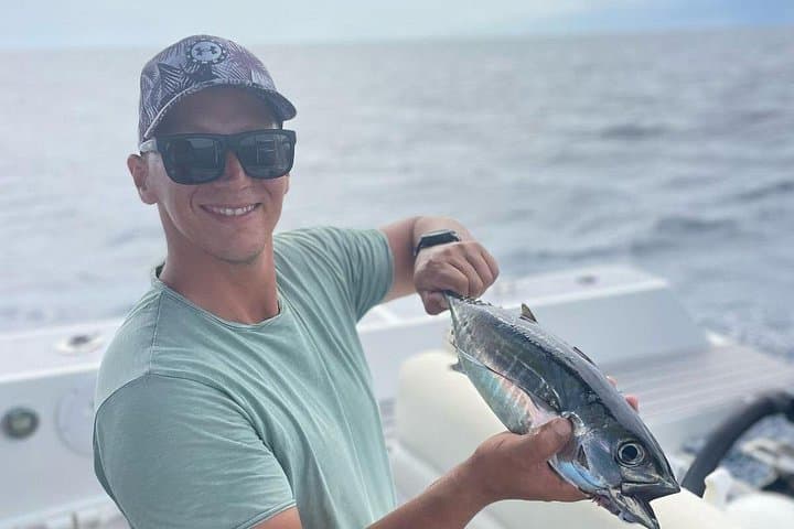 Bonaire Bay Fishing Charter — Half-Day Trolling for Tuna, Mahi-Mahi & Wahoo photo 2