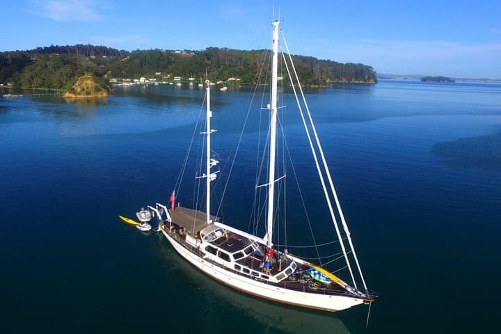 Yonder Star Sailing Yacht: Private Charters Across Auckland’s Hauraki Gulf photo 2