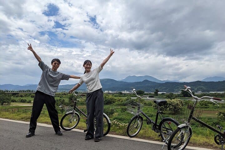 Obuse Bike Tour & Orchard Picnic: Half-Day Cycling Through Apple Country photo 3