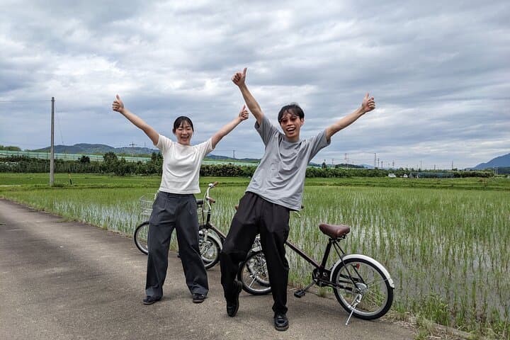 Obuse Bike Tour & Orchard Picnic: Half-Day Cycling Through Apple Country
