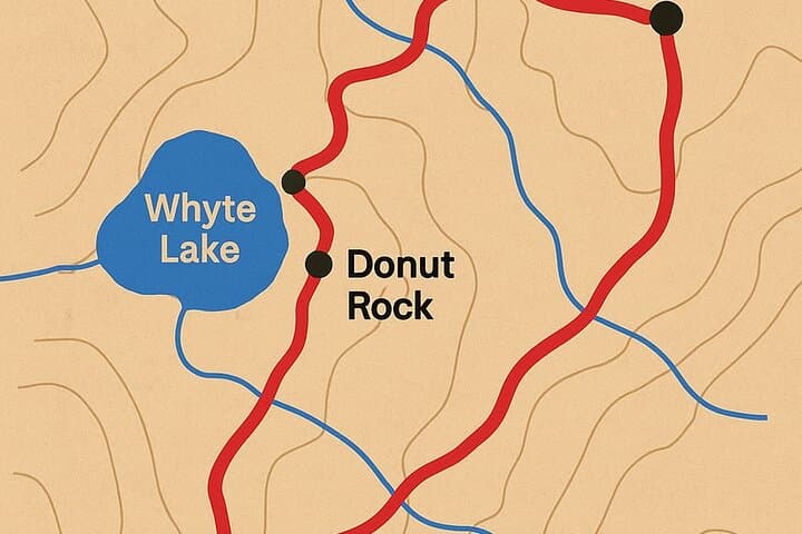 Private North Shore Hike: Whyte Lake, Donut Rock, and Eagle Bluffs Views photo 2