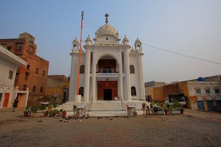 Sikh Pilgrimage from Lahore: Kartarpur, Nankana Sahib & Wagah in 3–4 Days photo 6