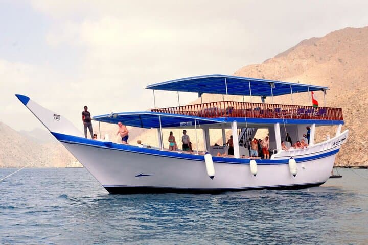 Khasab Musandam Full-Day Dhow Cruise from Dubai with Snorkeling & Lunch